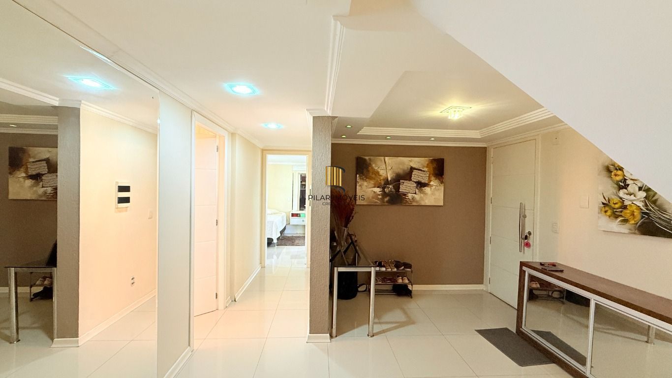 Apartamento de 3 dormitórios e 2 vagas de garagem em cachoeirinha.