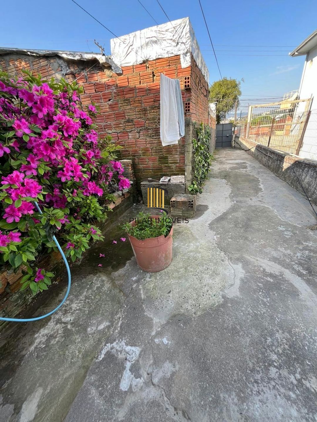 Casa com 3 dormitórios bairro Teresópolis