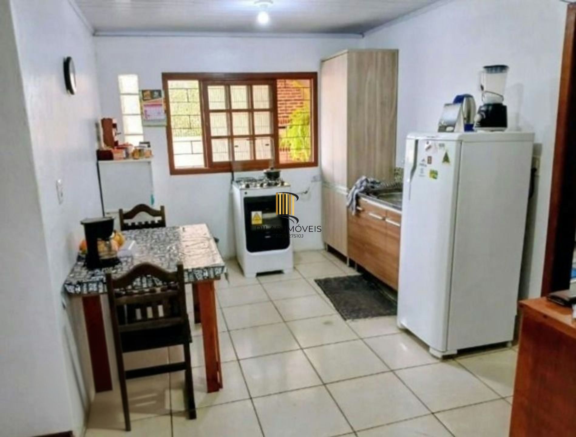 Casa de 4 Dormitórios e 2 vagas de Garagem em Gravataí.