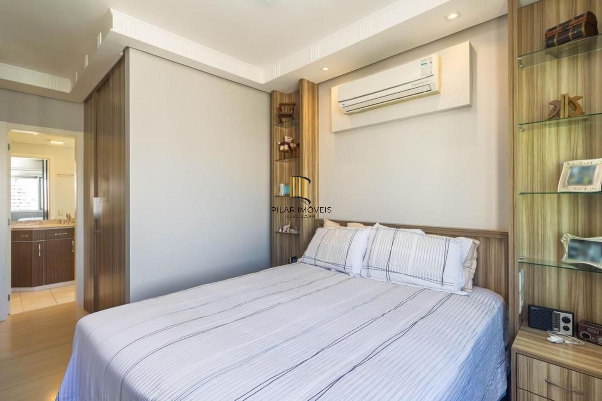 Apartamento 3 quartos, 3 suítes, elevador e 3 vagas bairro Passo da Areia.