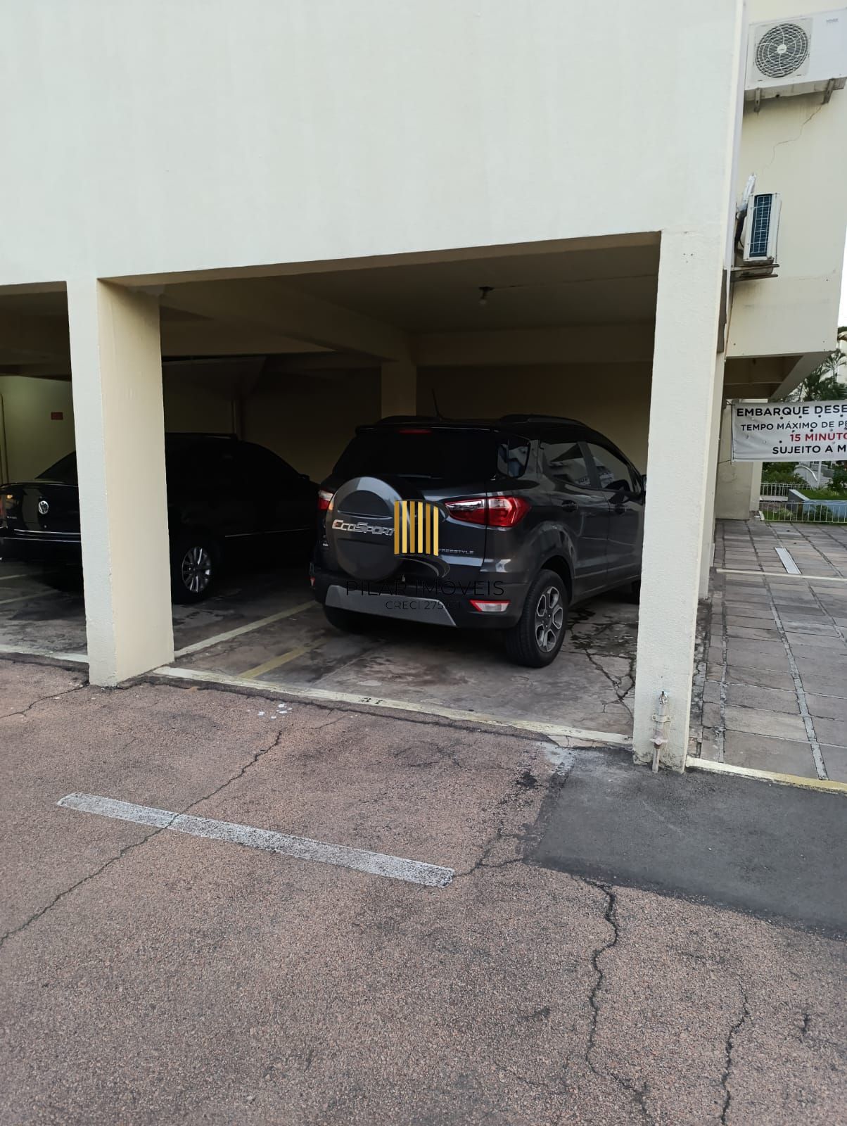 Apartamento semi mobiliado de 1 dormitório bairro Sarandi