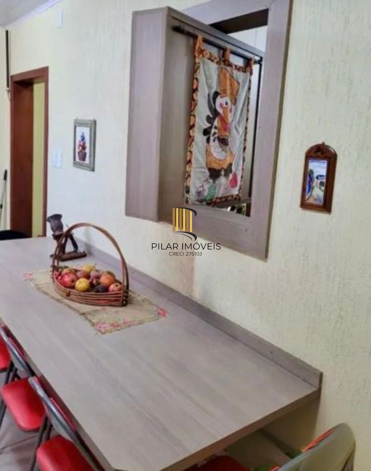 Casa com 3 dormitórios e edícula 1 d no Bairro Jardim Floresta