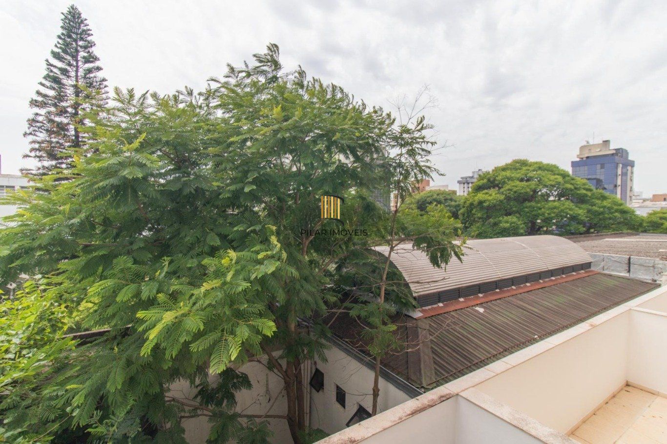 Apartamento com 1 quarto, 1 vaga e elevador no Bairro Cidade Baixa