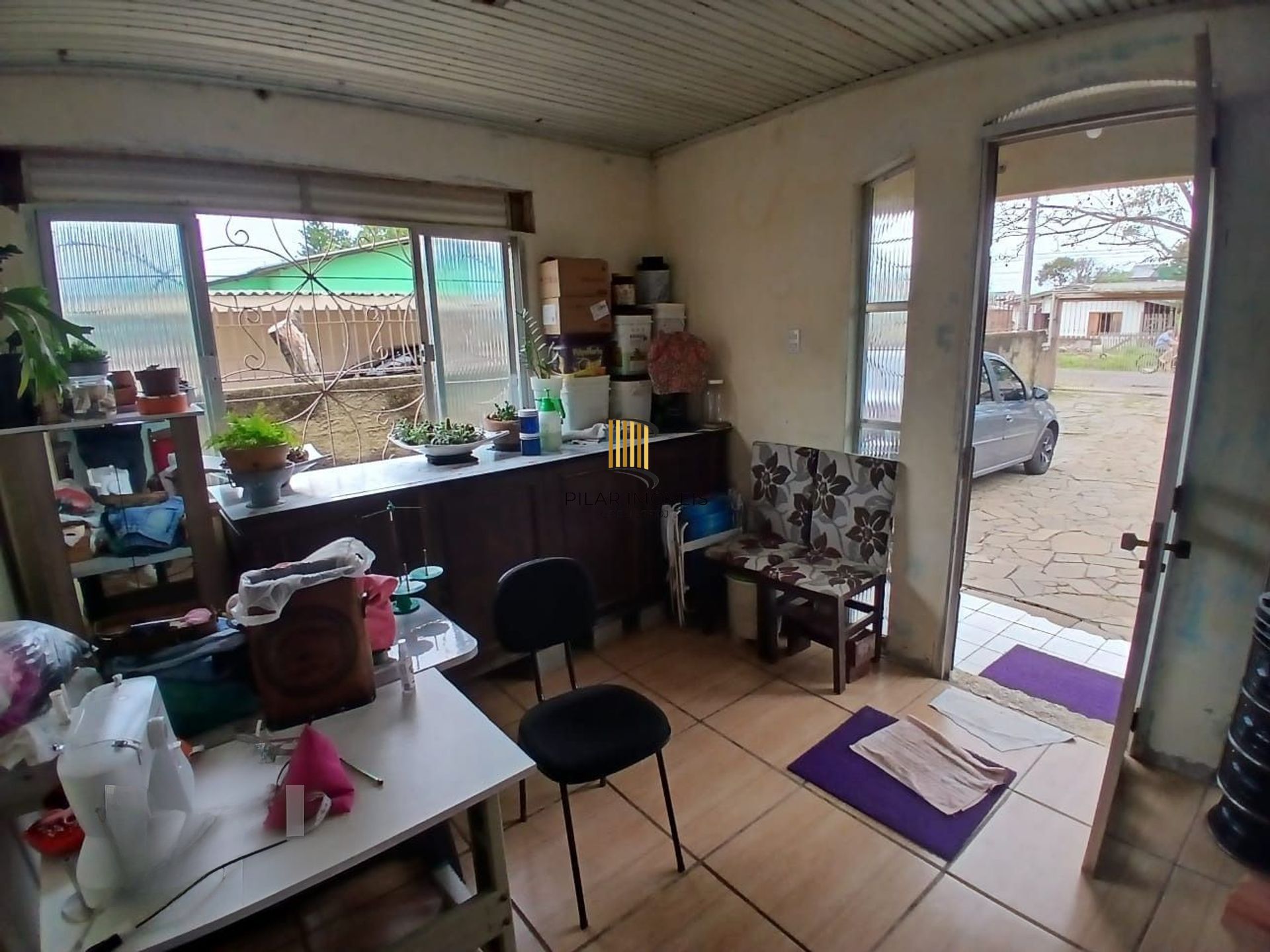 Casa de 3 dormitórios e 2 vagas de garagem em canoas.