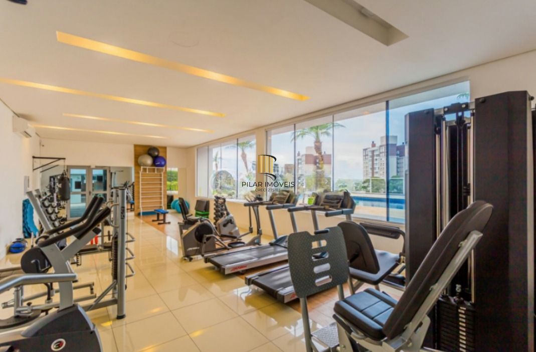 Apartamento mobiliado de 2 dormitórios no bairro Petrópolis