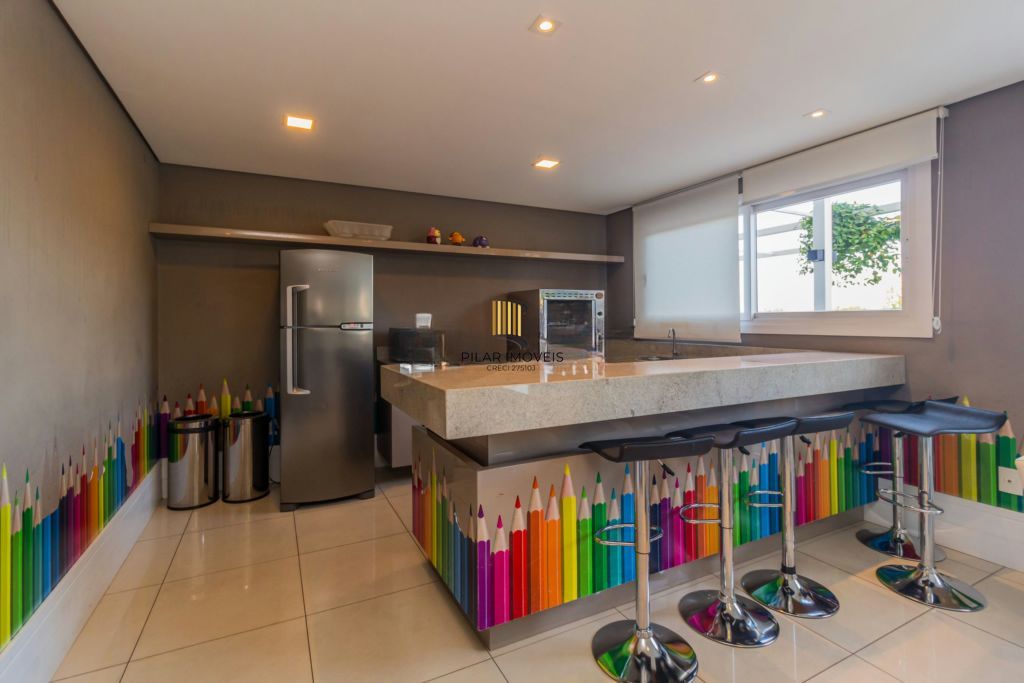 Apartamento com 3 quartos, vaga, elevador e piscina no Bairro São Sebastião