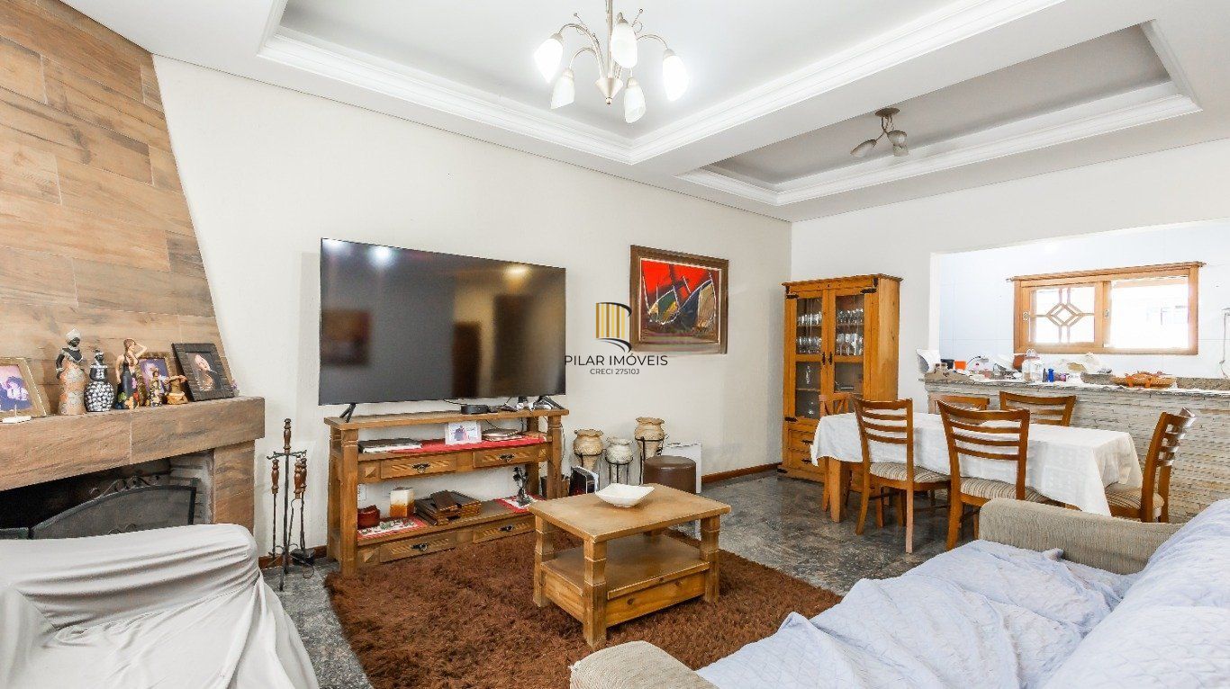 Casa em Condomínio com 4 quartos, 1 suíte e 300m² à venda em Ecoville.