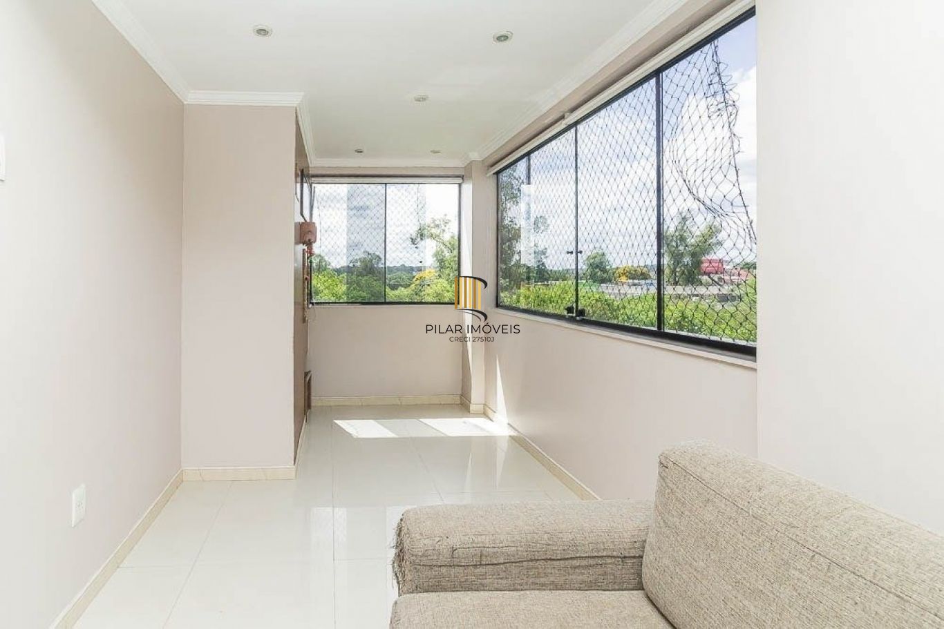 Apartamento de 75 metros privativos com 2 dormitórios no bairro Sarandi