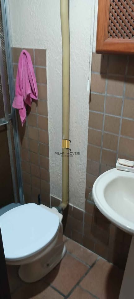 Casa 2 dormitórios com garagem e churrasqueira no Sarandi