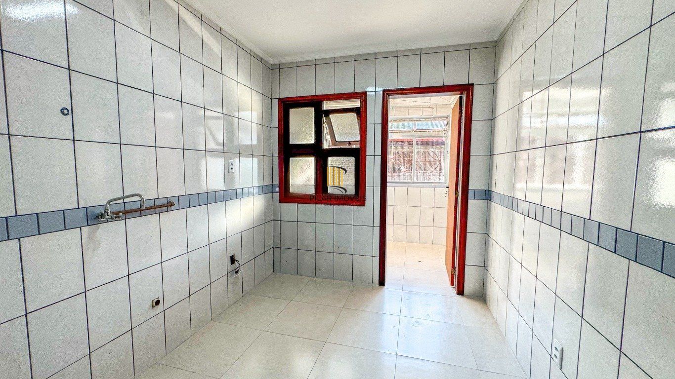 Apartamento com 2 dormitórios e 2 vagas de garagem em Canoas.