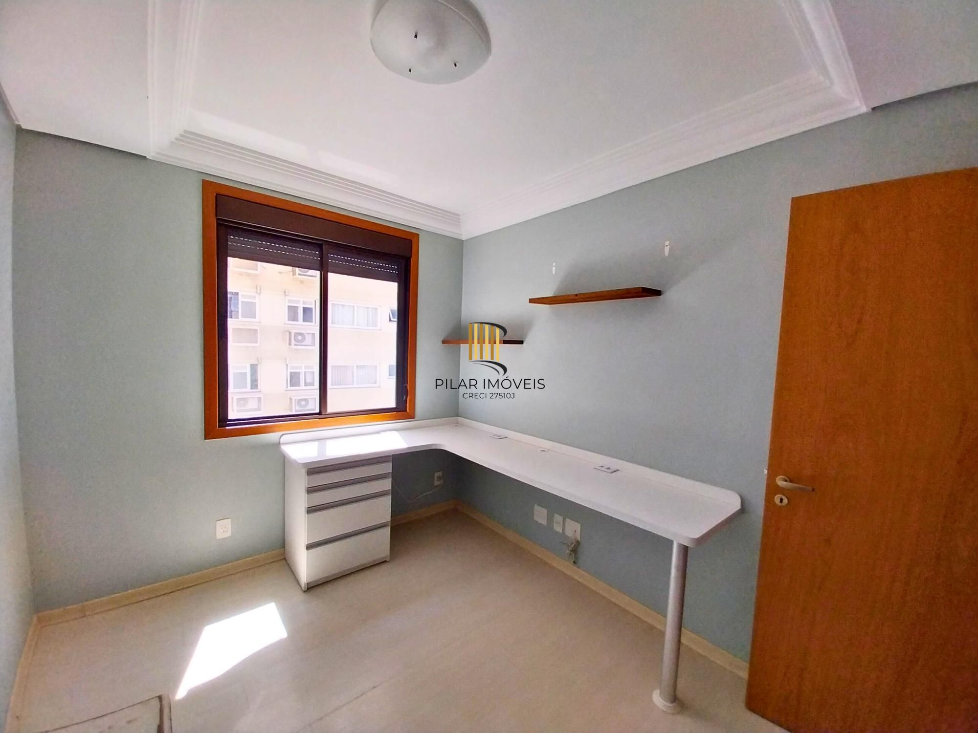 Apartamento 3 dorms à venda Rua Roque Calage, Passo da Areia - Porto Alegre