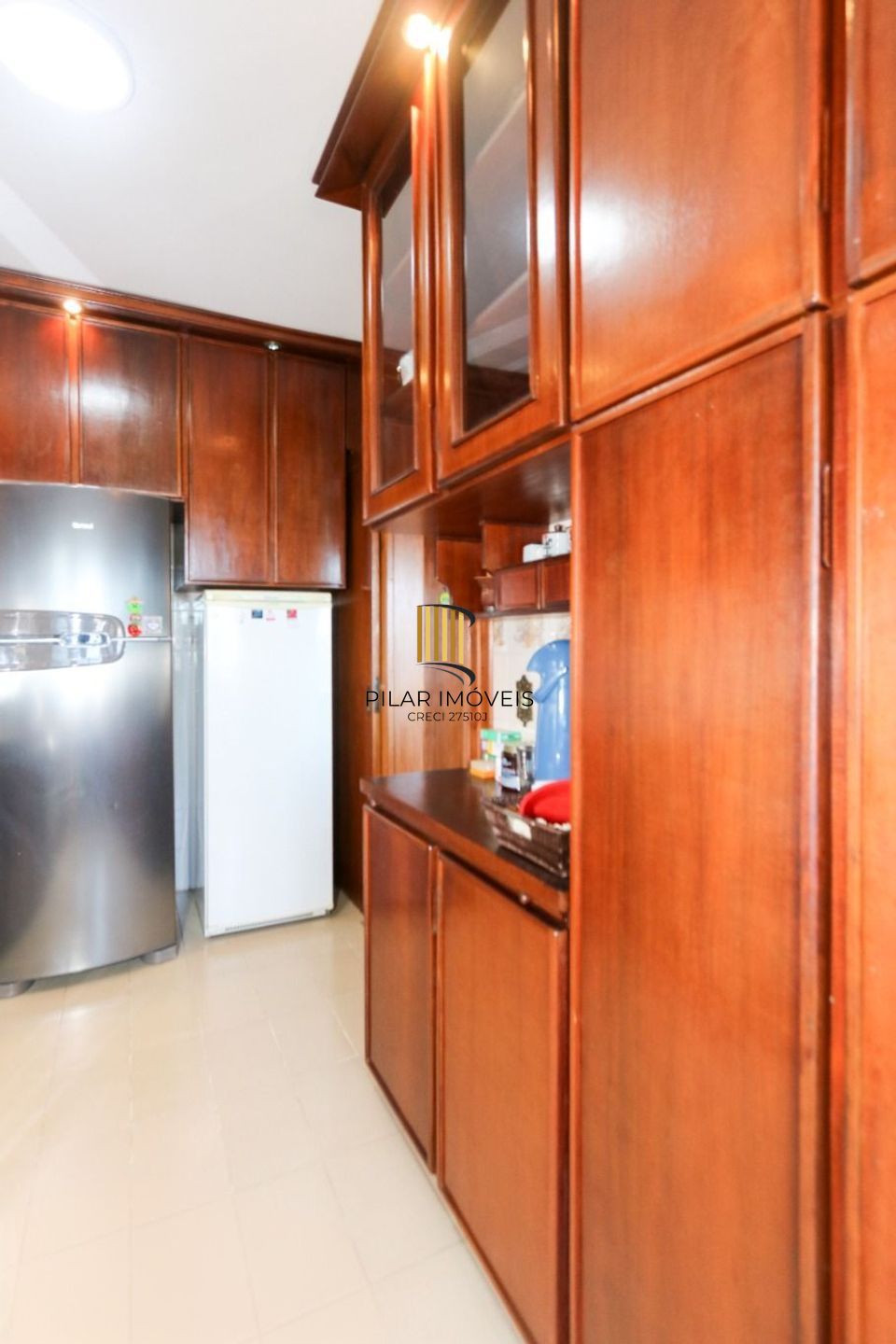 Apartamento 3 quartos, elevador e uma vaga de garagem em Canoas.