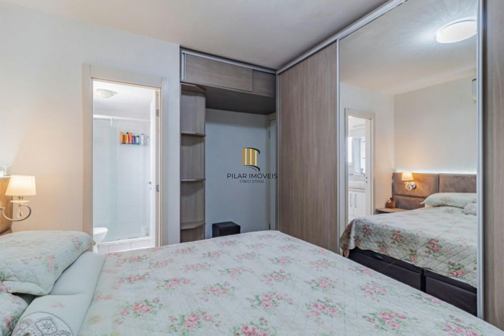 Apartamento de 3 quartos, suíte, elevador e 2 vagas no bairro Vila Ipiranga