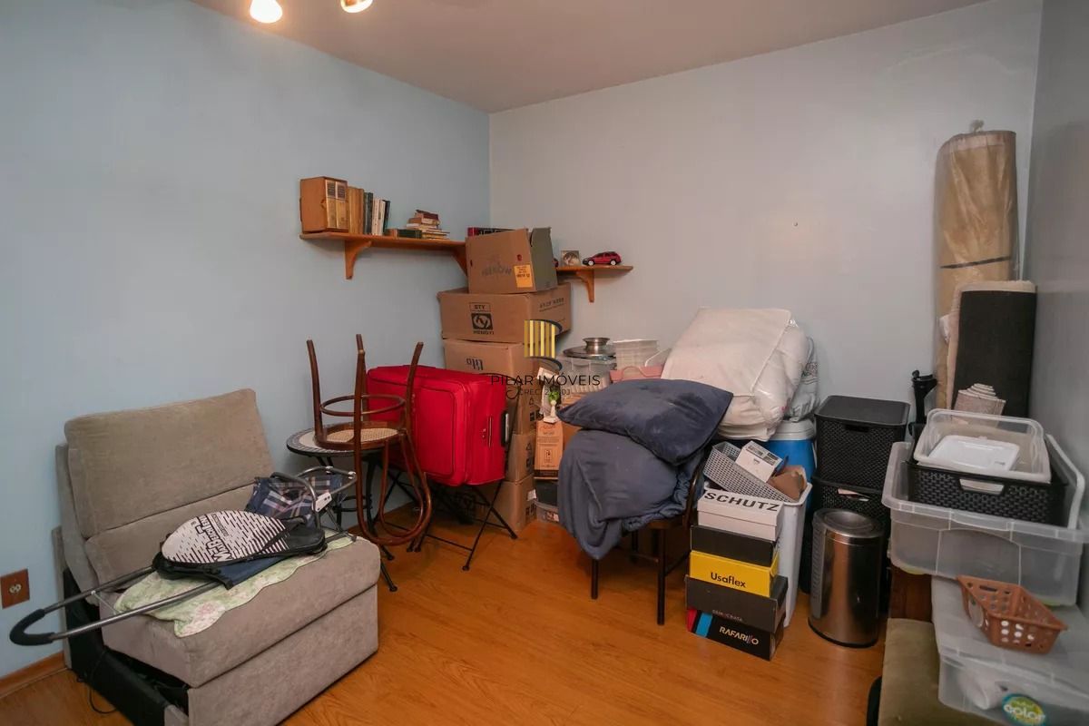Casa à venda com 280m², 4 quartos e 2 vagas no bairro Auxiliadora