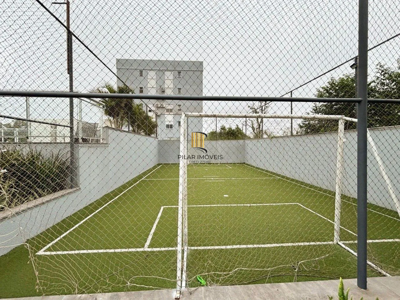 Apartamento de 2 dormitórios, elevador de 1 vaga de garagem em Canoas.