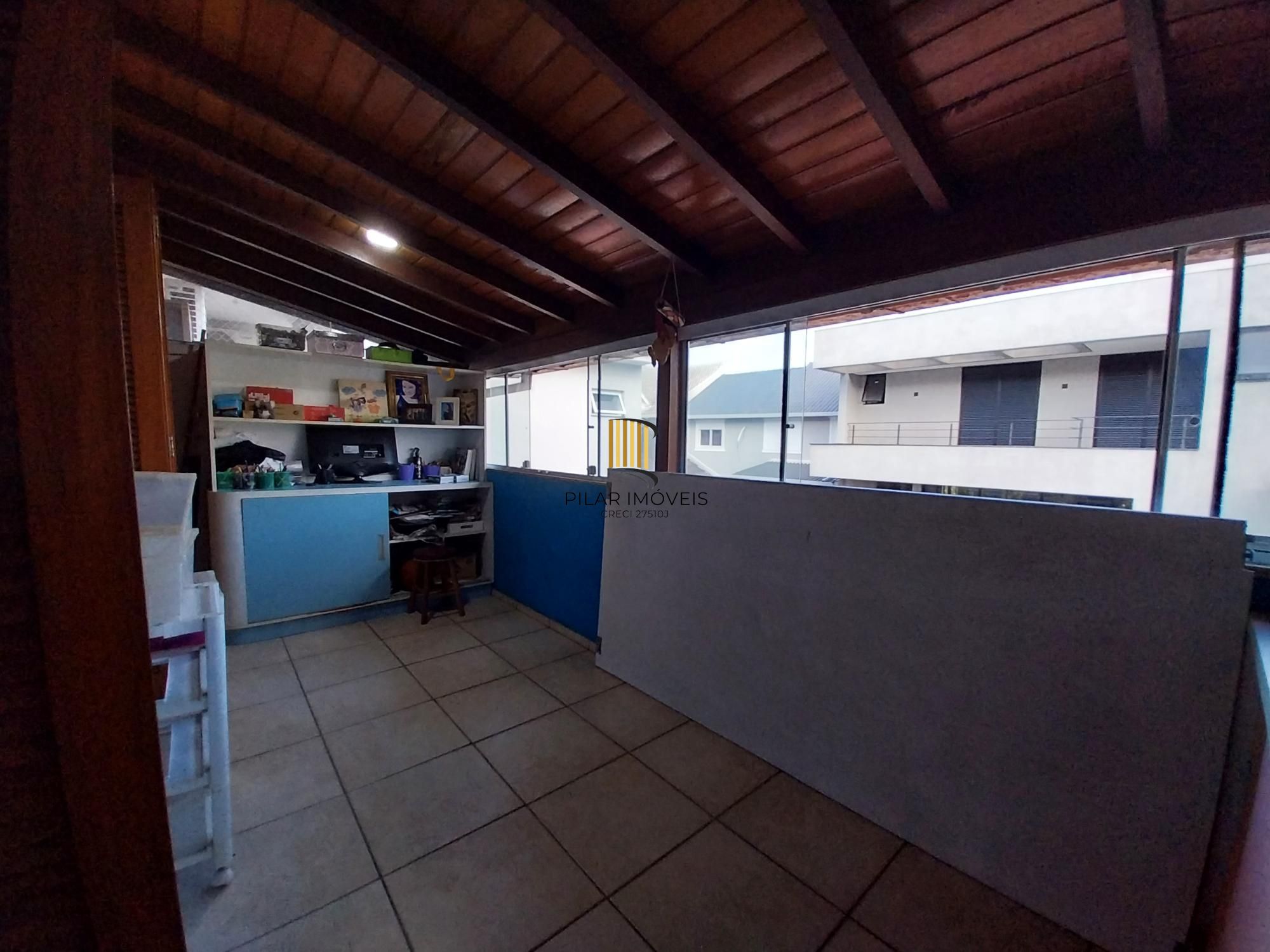 Casa em Condomínio com 4 quartos, 1 suíte e 300m² à venda em Ecoville.