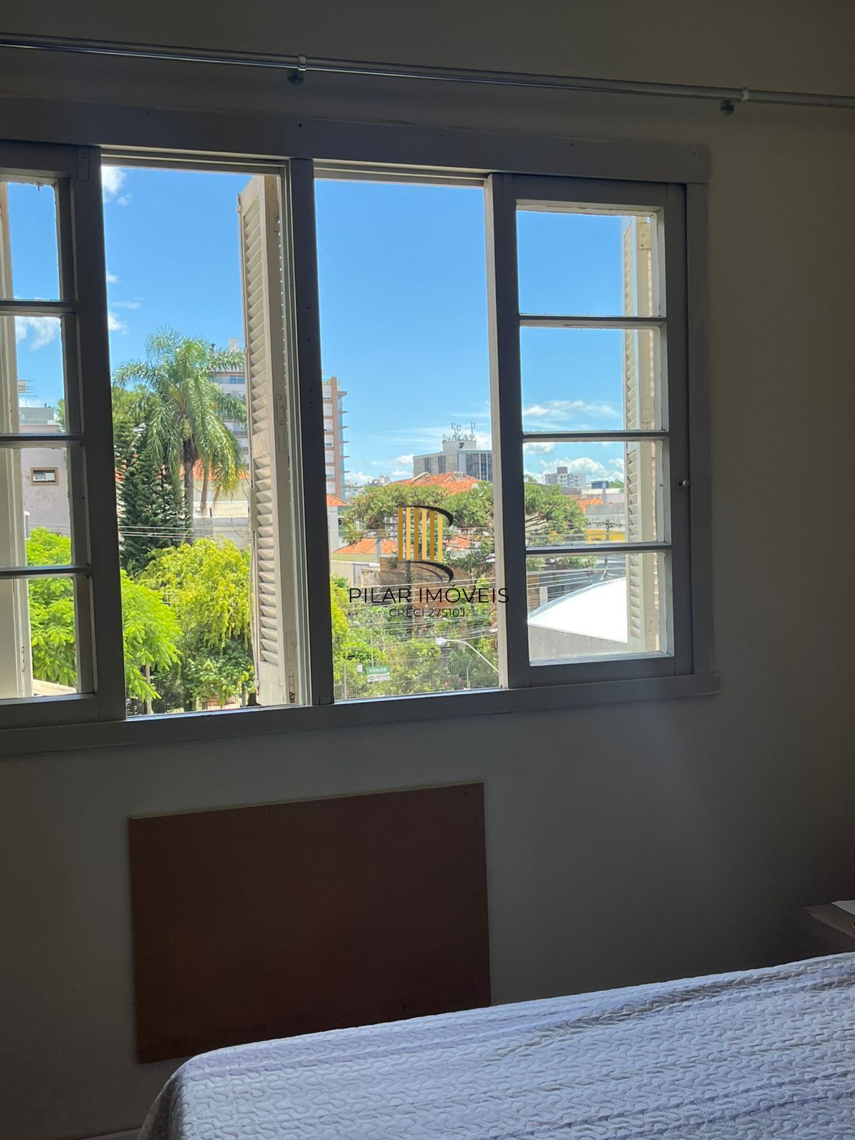 Apartamento com 2 quartos, 2 banheiros e sol da manhã no bairro Vila Ipiranga