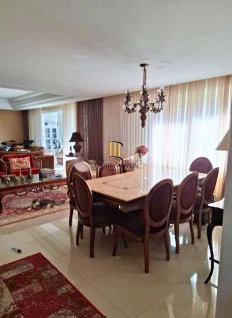 Apartamento com 3 quartos e 283m² à venda em Independência, Porto Alegre.