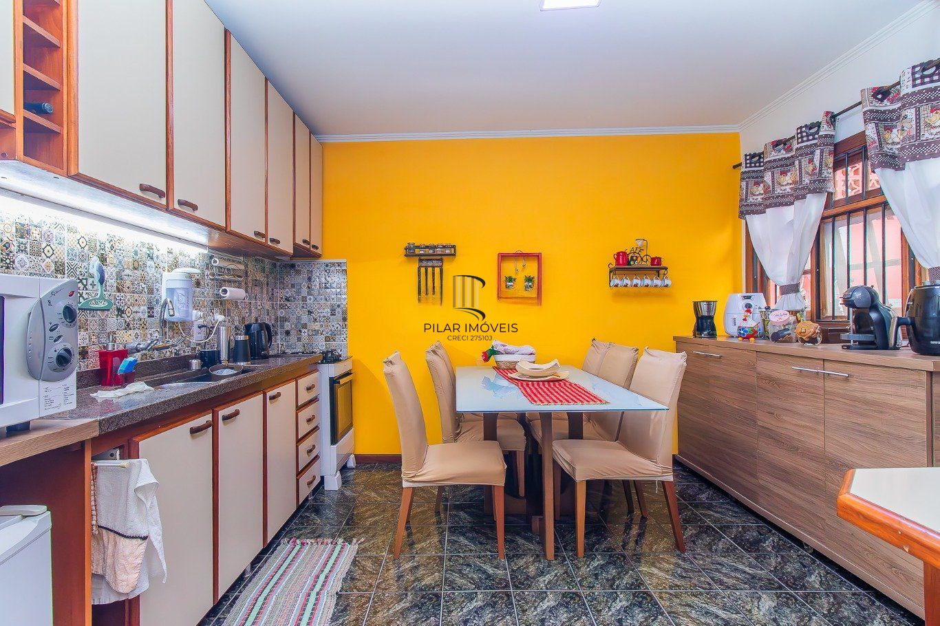 Apartamento à venda com 2 Dormitorios 110 m²