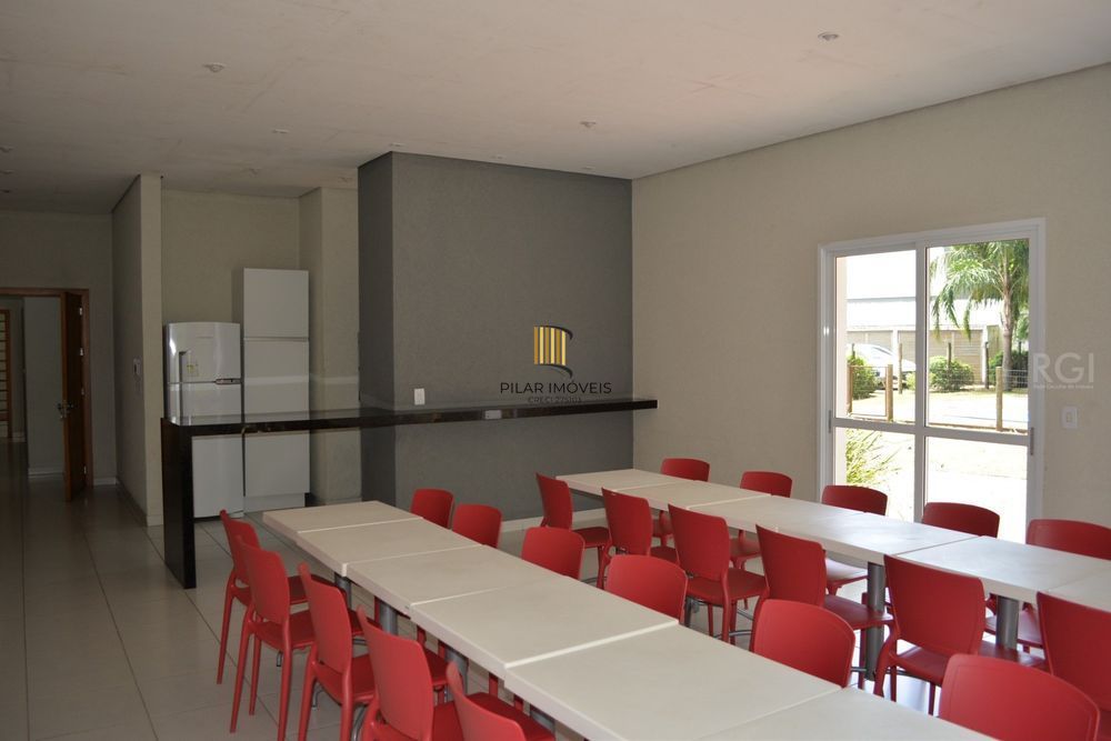 Apartamento mobiliado de 2 dormitórios e duas vagas bairro Agronomia