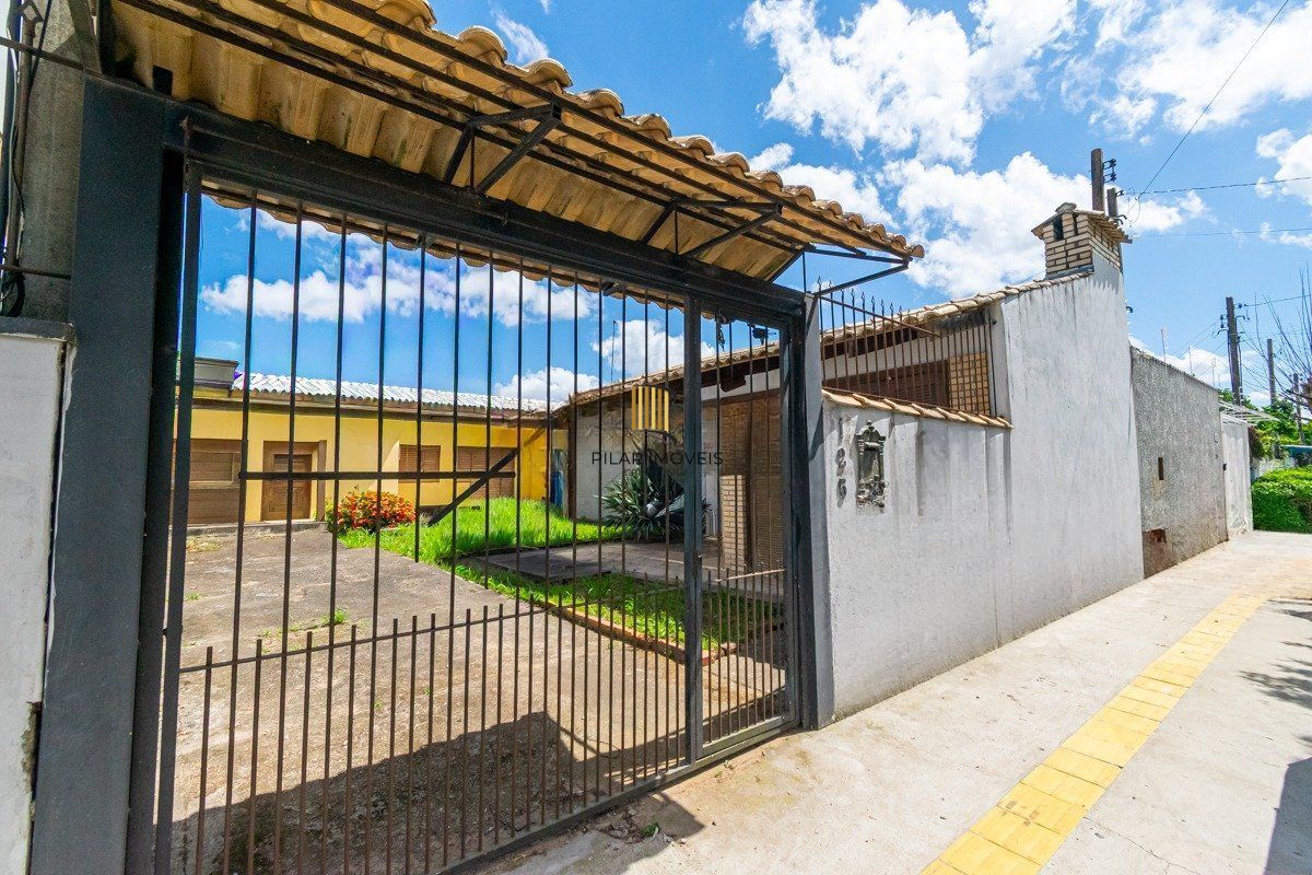 Casa de 1 dormitório e 1 vaga de garagem em Cachoeirinha.