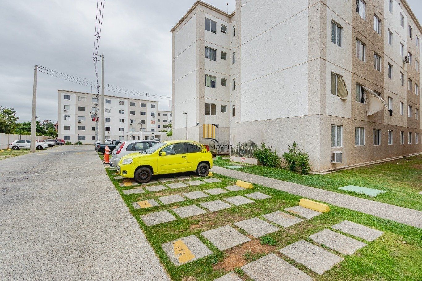 Apartamento com 2 dormitórios, e 1 vaga no bairro Estancia Velha em Canoas.