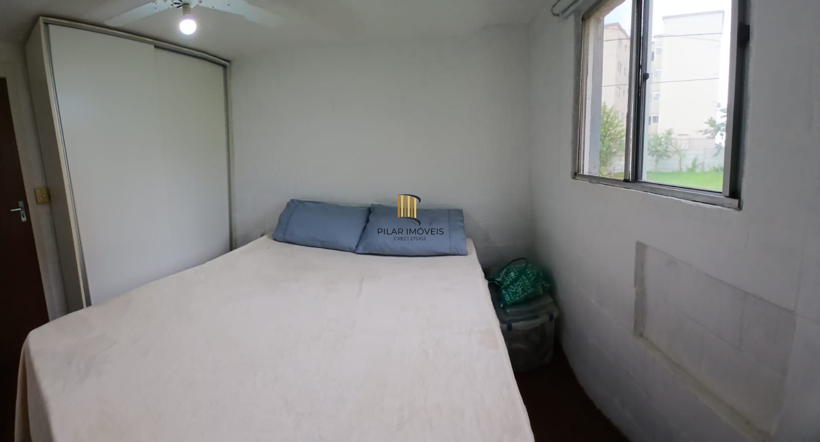 Apartamento de 2 quartos, 1 vaga no bairro Campo Novo