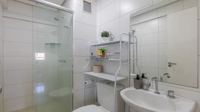Apartamento de 2 quartos, elevador e 1 vaga de garagem em Canoas.