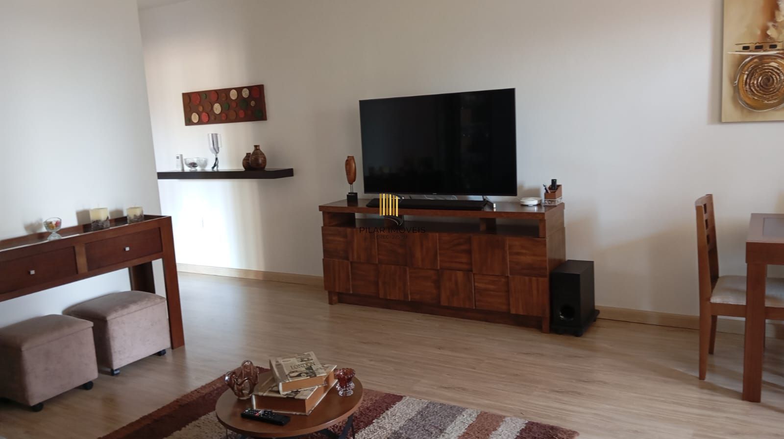 Apartamento térreo com 3 dormitórios e 2 vagas no Bairro Cristo Redentor