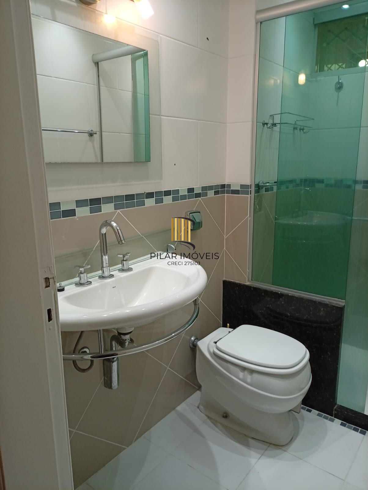 Apartamento a venda 2 dormitórios e 52 m² no bairro Auxiliadora