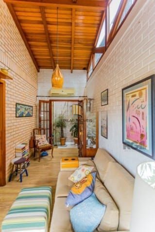 Casa com 126 metros privativos no Bairro Jardim Itu