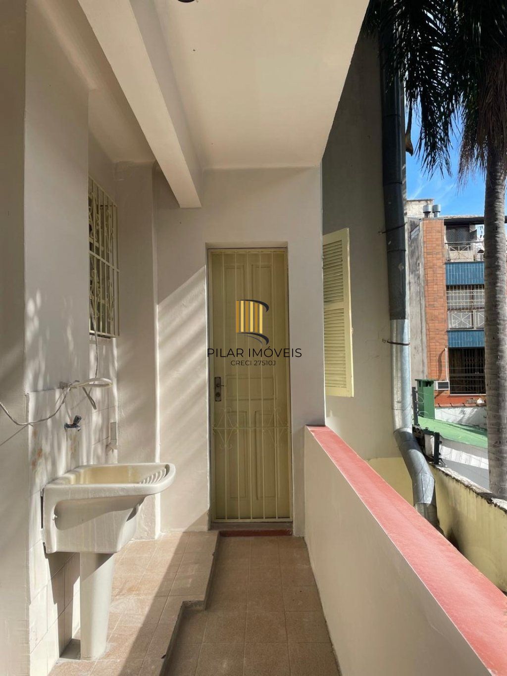 Apartamento com 2 dormitórios no Bairro Santa Cecília
