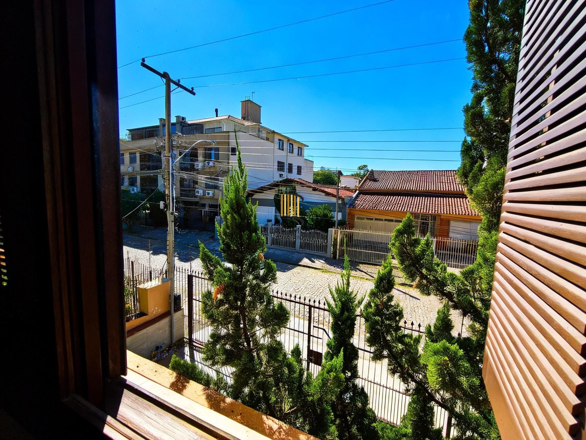 Casa com 4 quartos, piscina, vaga, churrasqueira e Sacada no bairro Jardim Itu