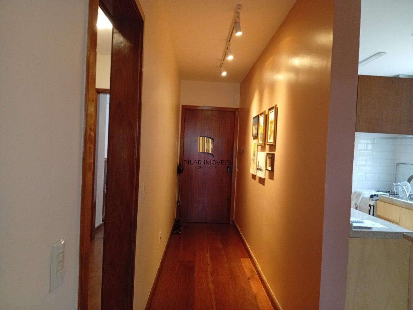 Apartamento com 3 quartos, vaga e sacada no bairro Jardim botânico