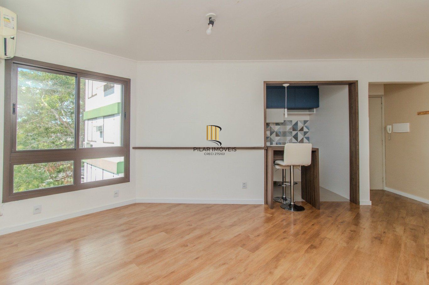 Apartamento de 1 dormitório, elevador no bairro Nonoai em  Porto Alegre.