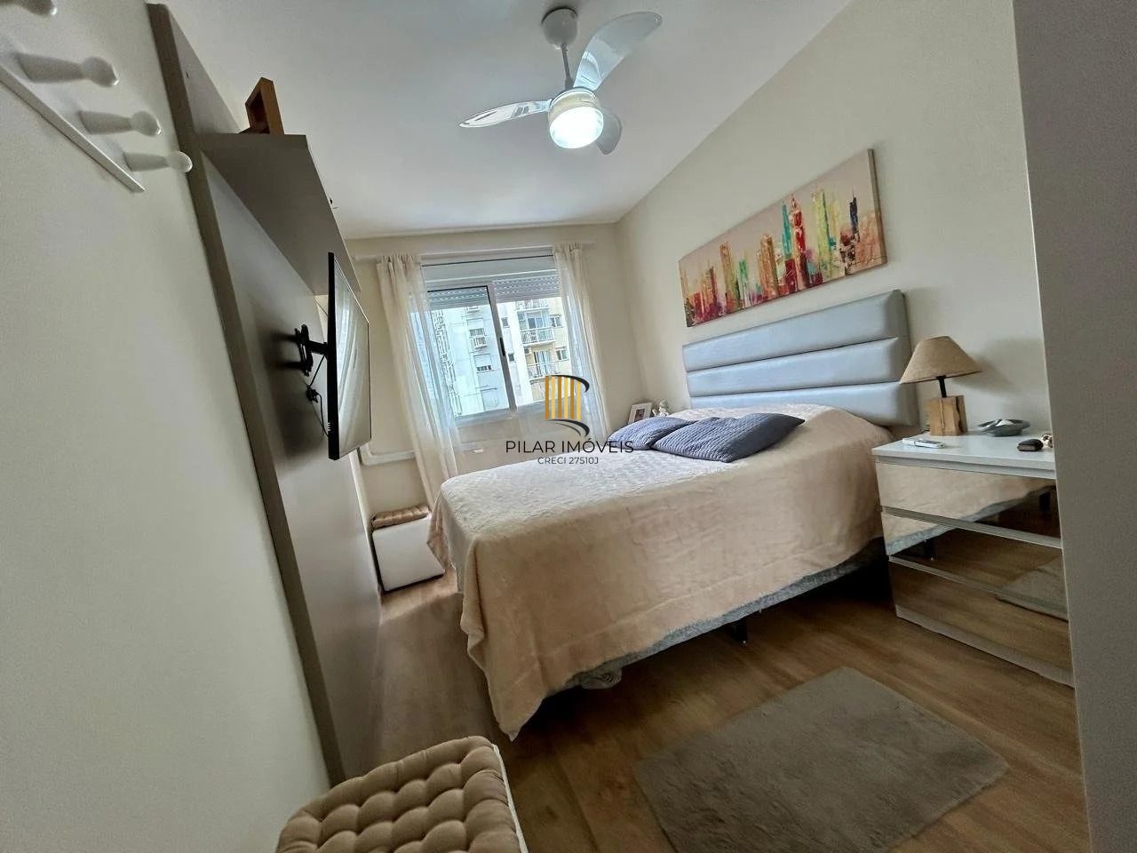 Apartamento 2 Dormitórios com Suíte, elevador e 2 Vagas no Alto Petrópolis