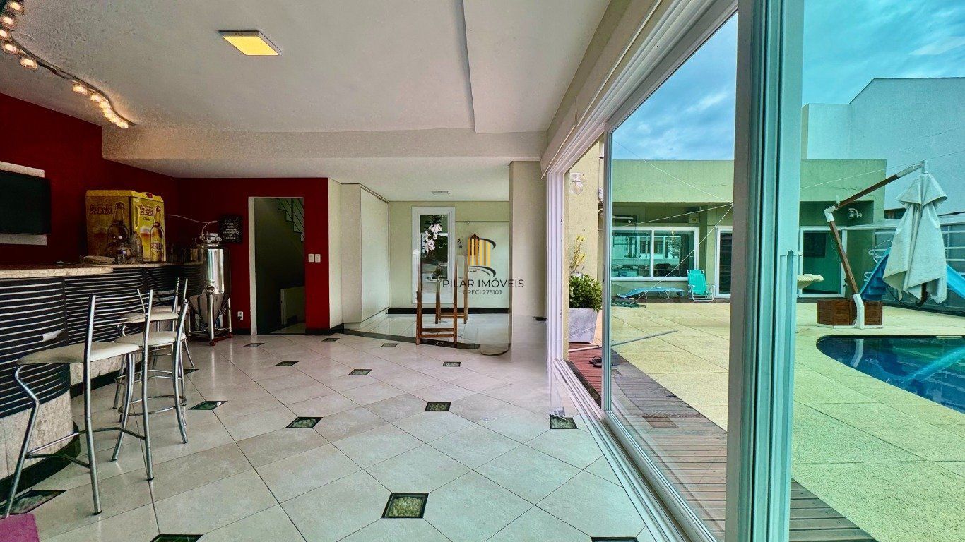 Casa com 4 Quartos e 4 banheiros, 600 m² por R$ 3.790.000 no Jardim Lindóia.