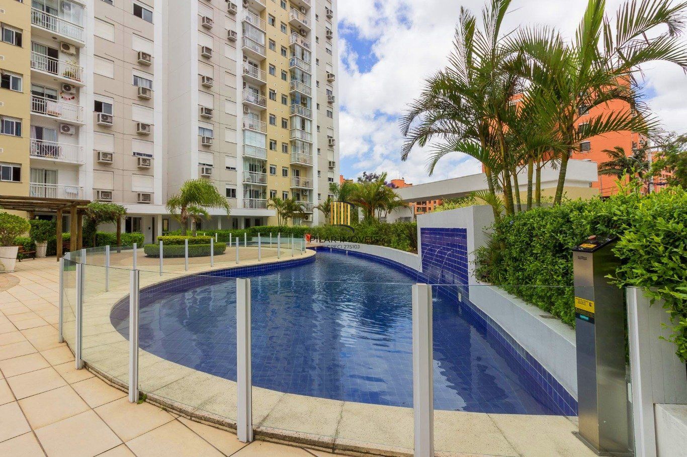 Apartamento 2 Dormitórios com Suíte, elevador e 2 Vagas no Alto Petrópolis