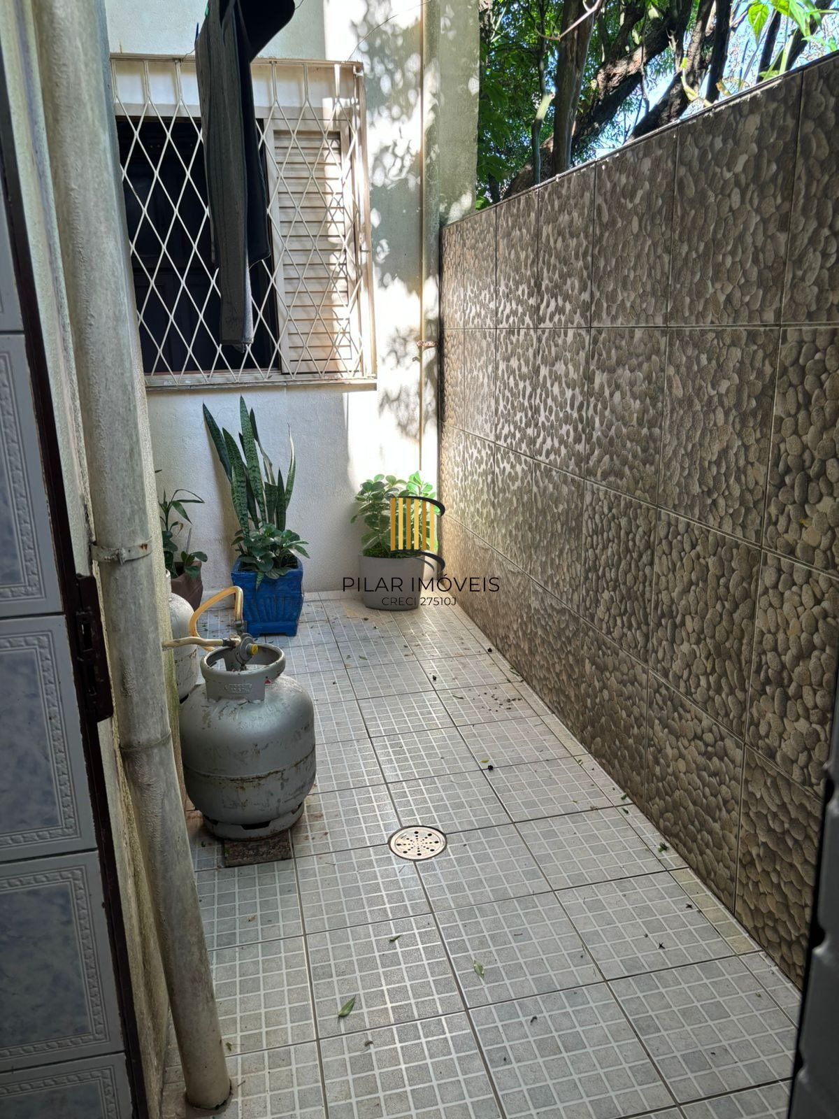Apartamento à venda com 3 dormitórios 83 m² no Bairro Petrópolis