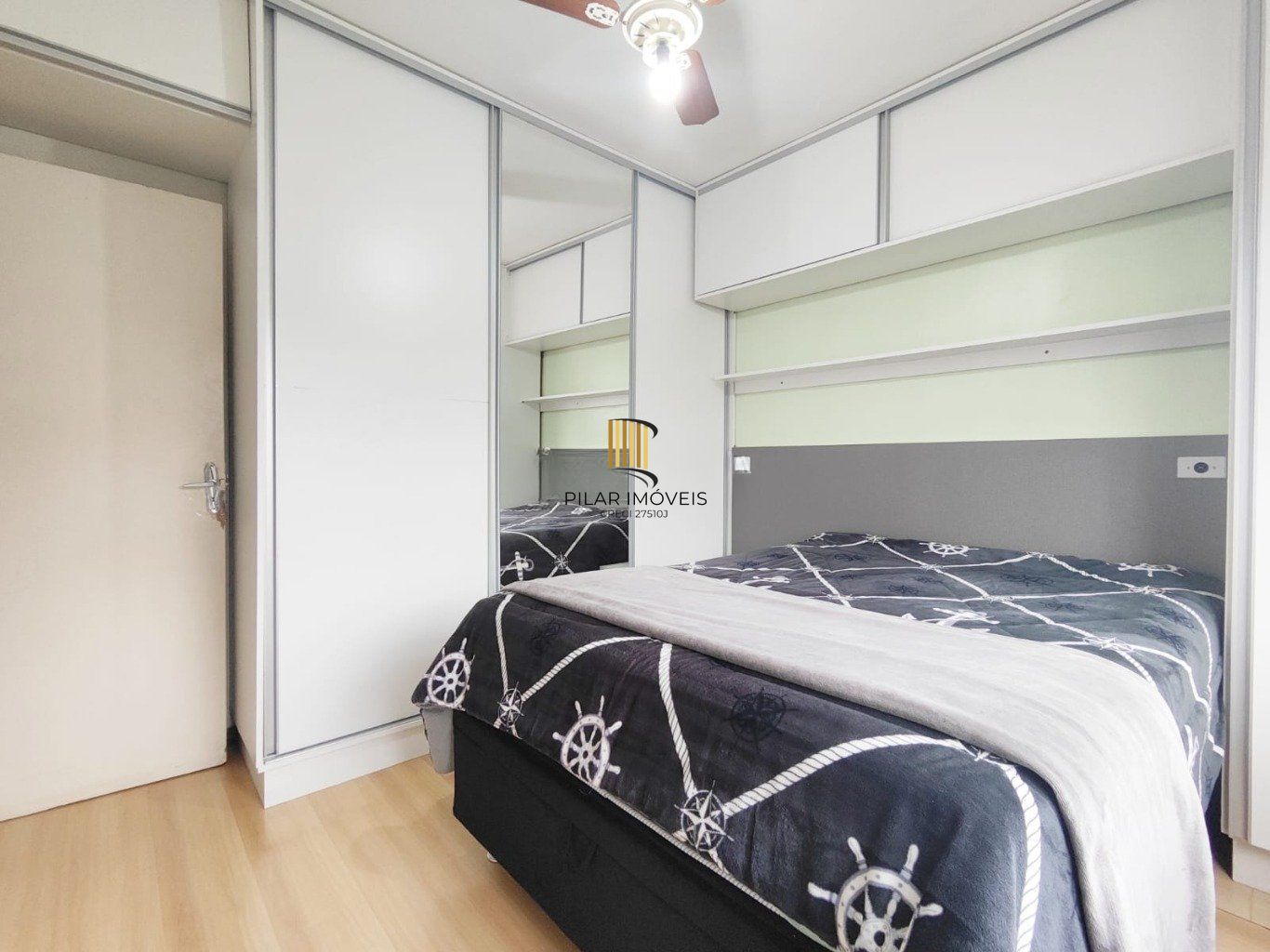 Apartamento à venda com 1 dormitório no Bairro Cidade Baixa