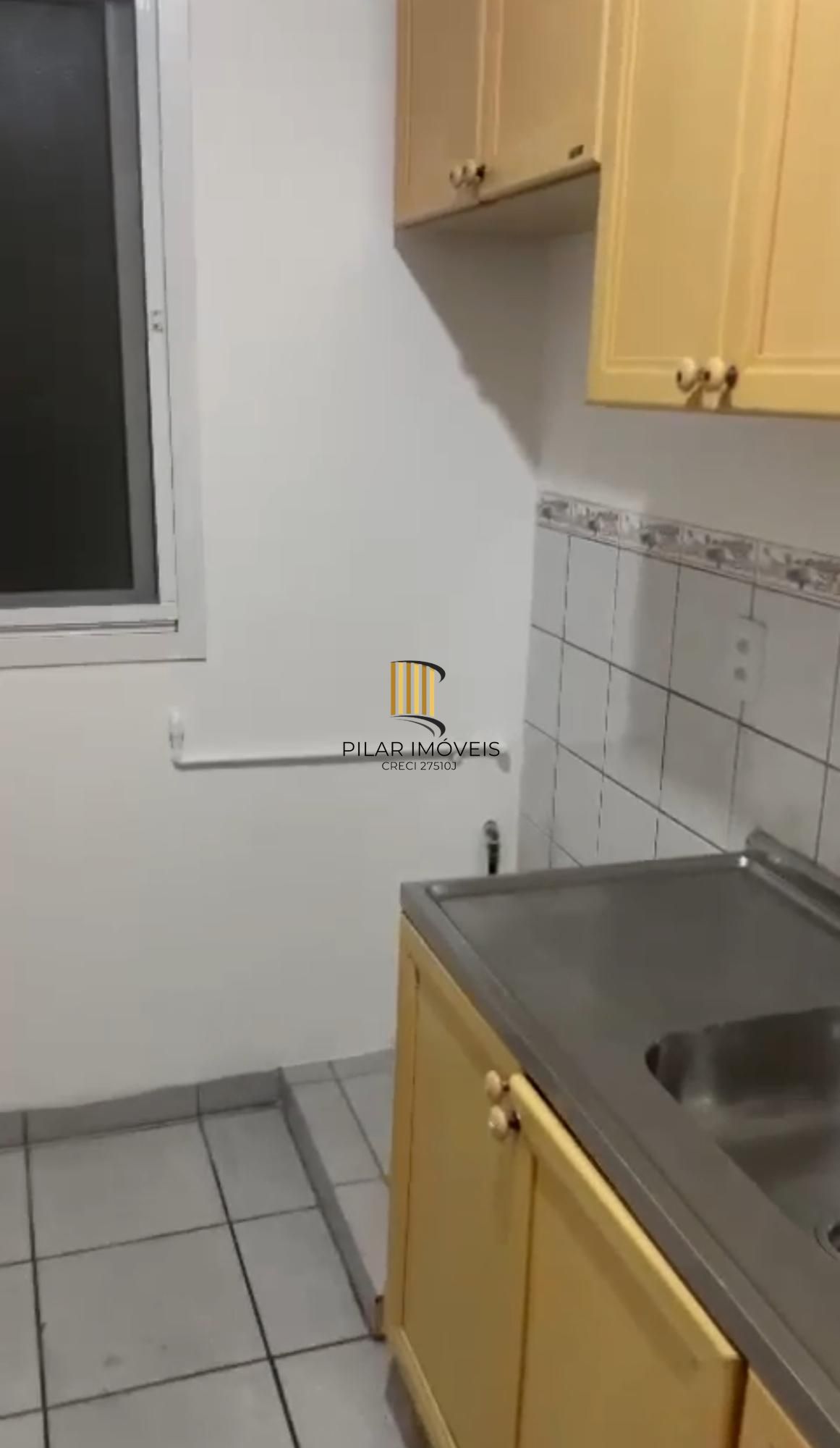 Apartamento de 2 quartos Humaitá Quarto andar com cozinha