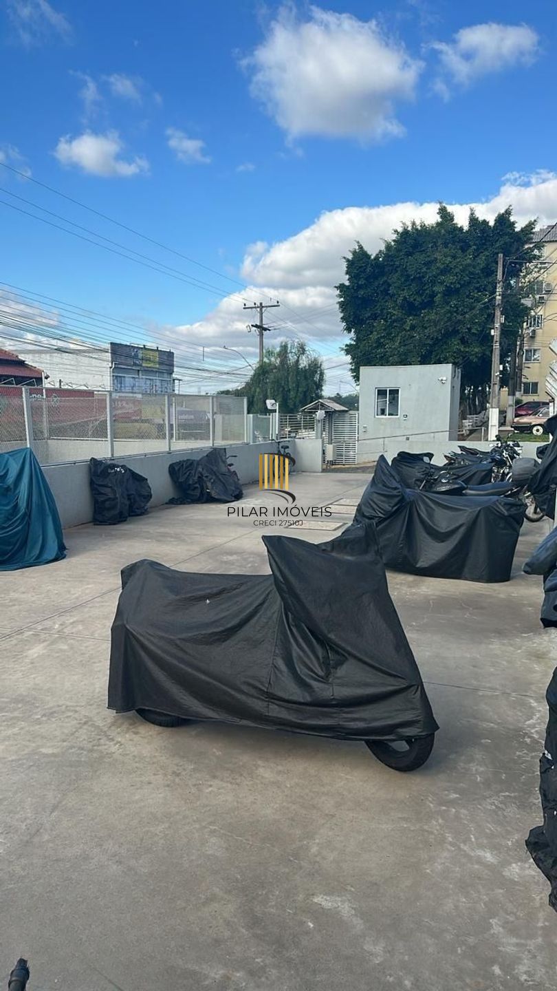 Apartamento com 2 quartos e 1 vaga de garagem no bairro Olaria em Canoas.
