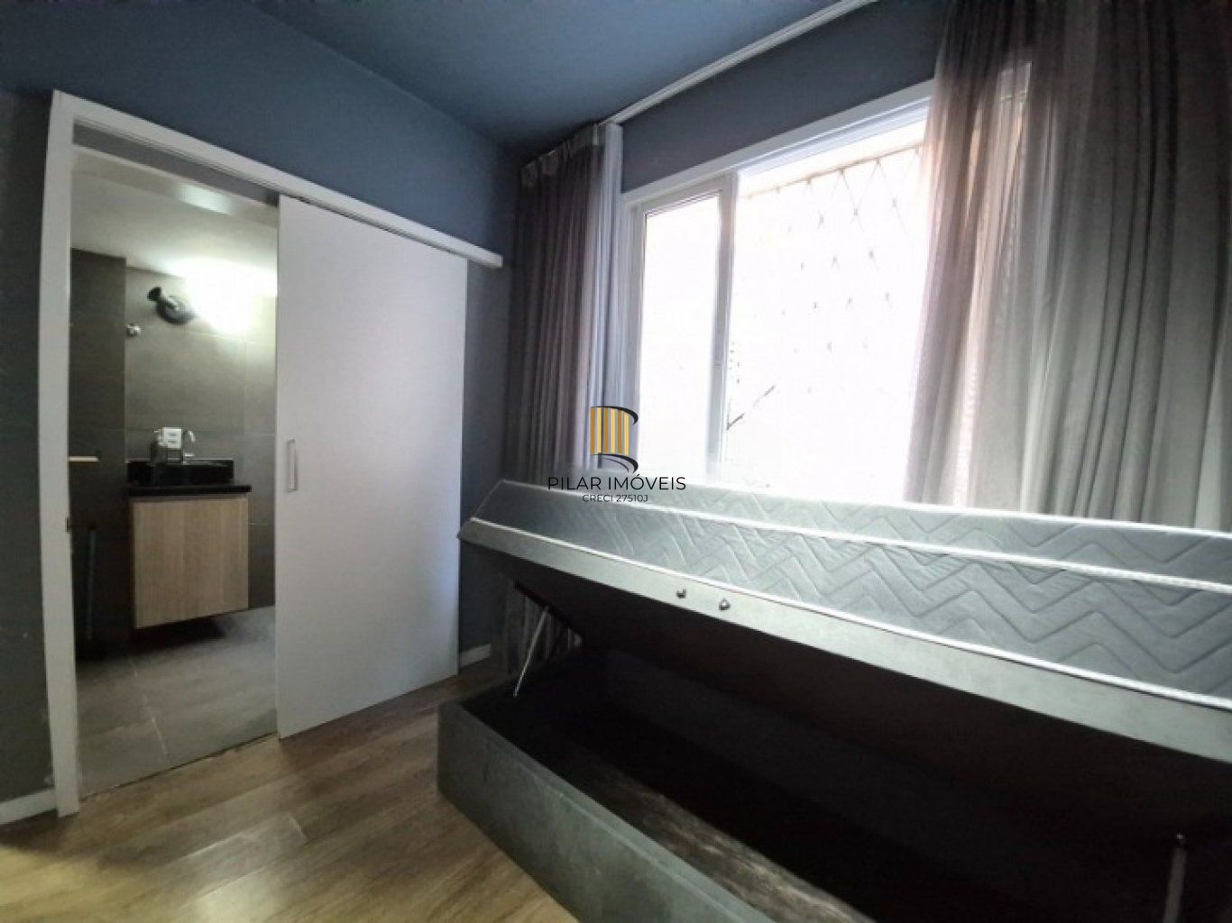 Apartamento de 1 dormitório no Bairro Farroupilha Porto Alegre.