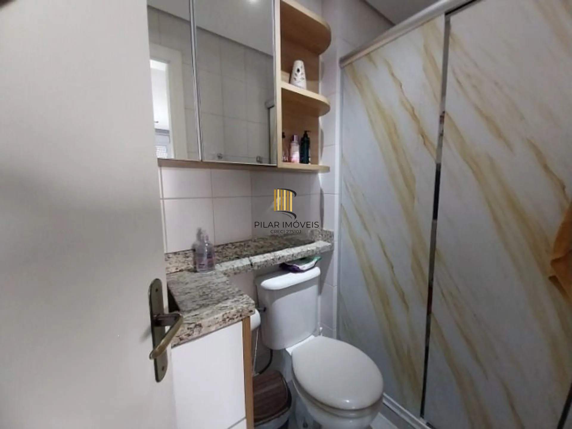 Apartamento de 3 dormitórios, elevador e 1 vaga de garagem em Canoas.