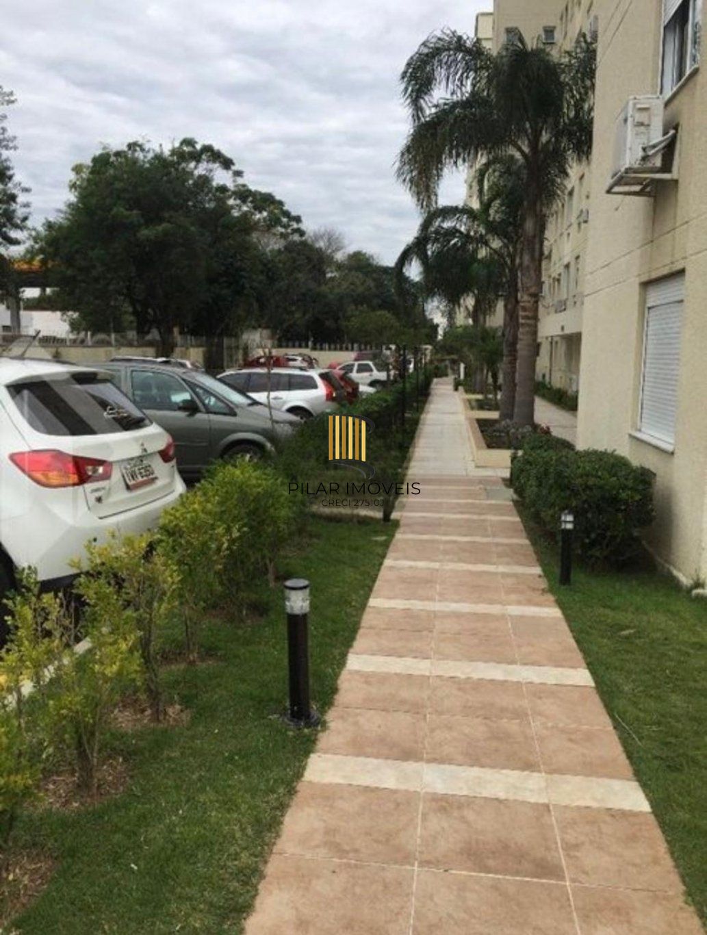 Apartamento de 3 dormitórios 2 vaga de garagem no bairro Sarandi Porto Alegre.