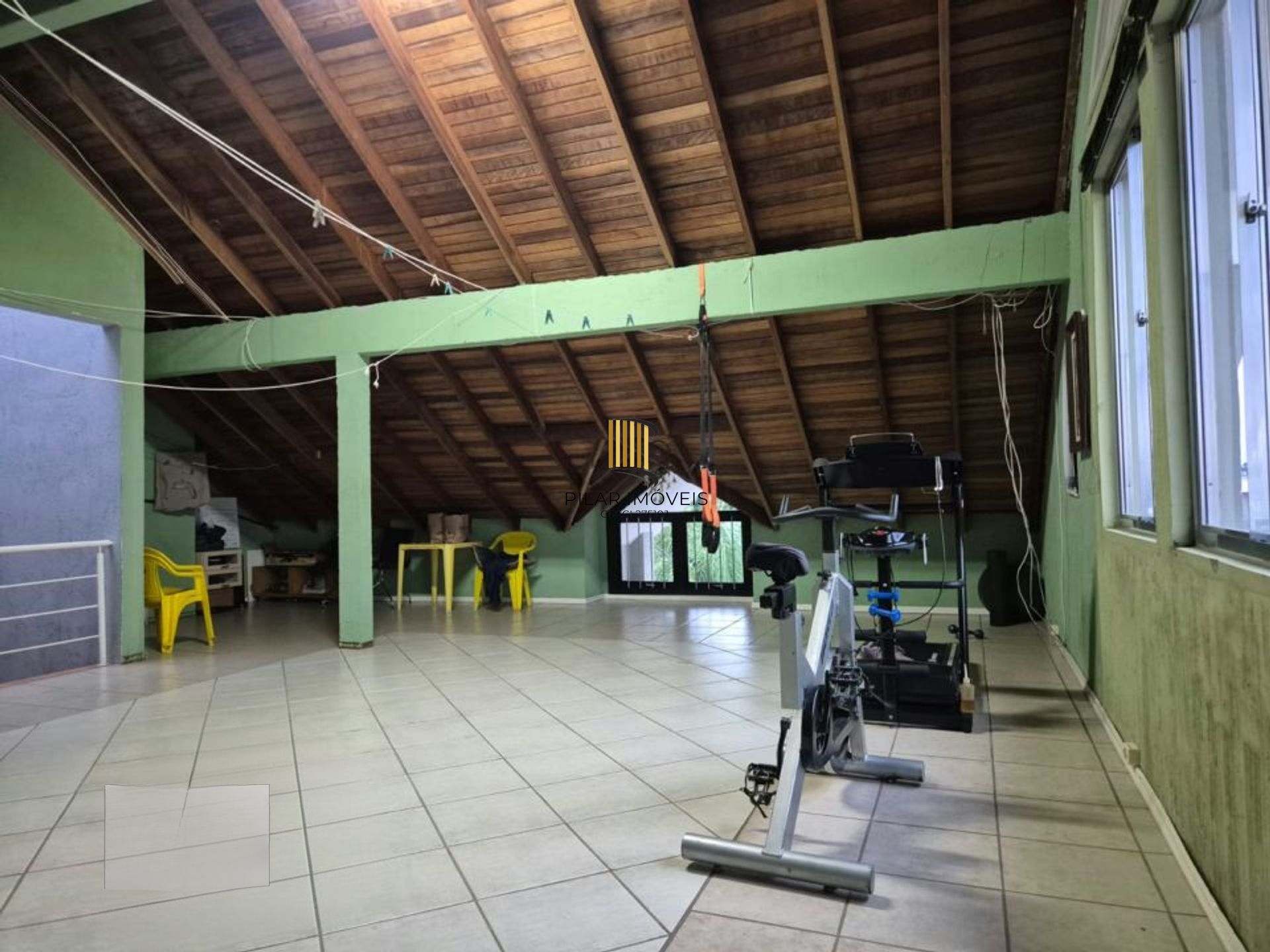 Casa de 3 dormitórios e 2 vagas de garagem coberta Canoas.