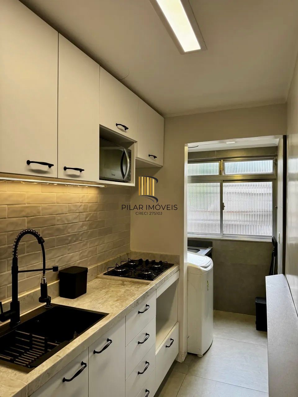 Apartamento Mobiliado à venda com 46m², 1 quarto e 1 vaga Bairro São João