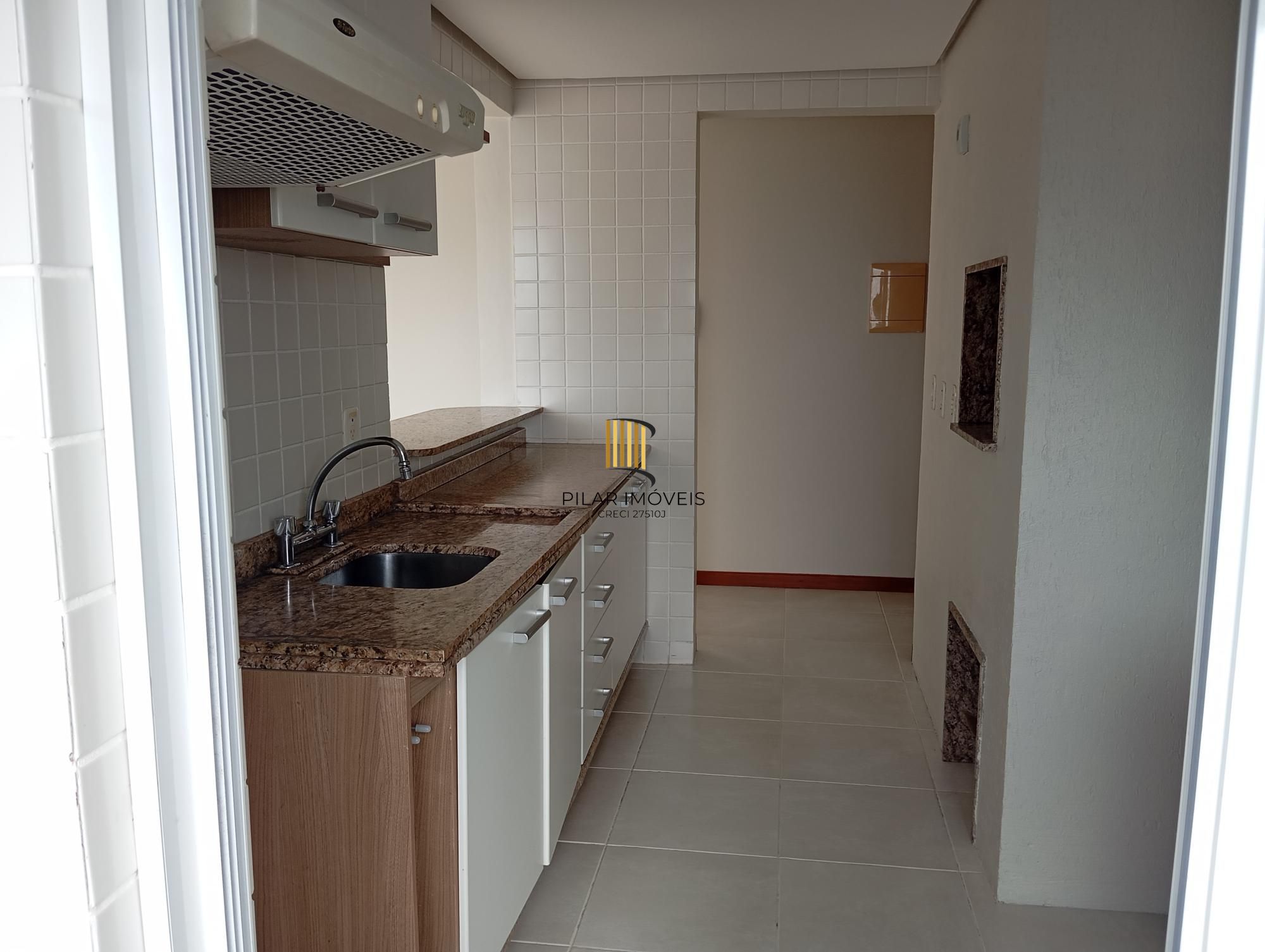 Apartamento com 2 Dormitórios, Vaga Dupla e Elevador no Floresta
