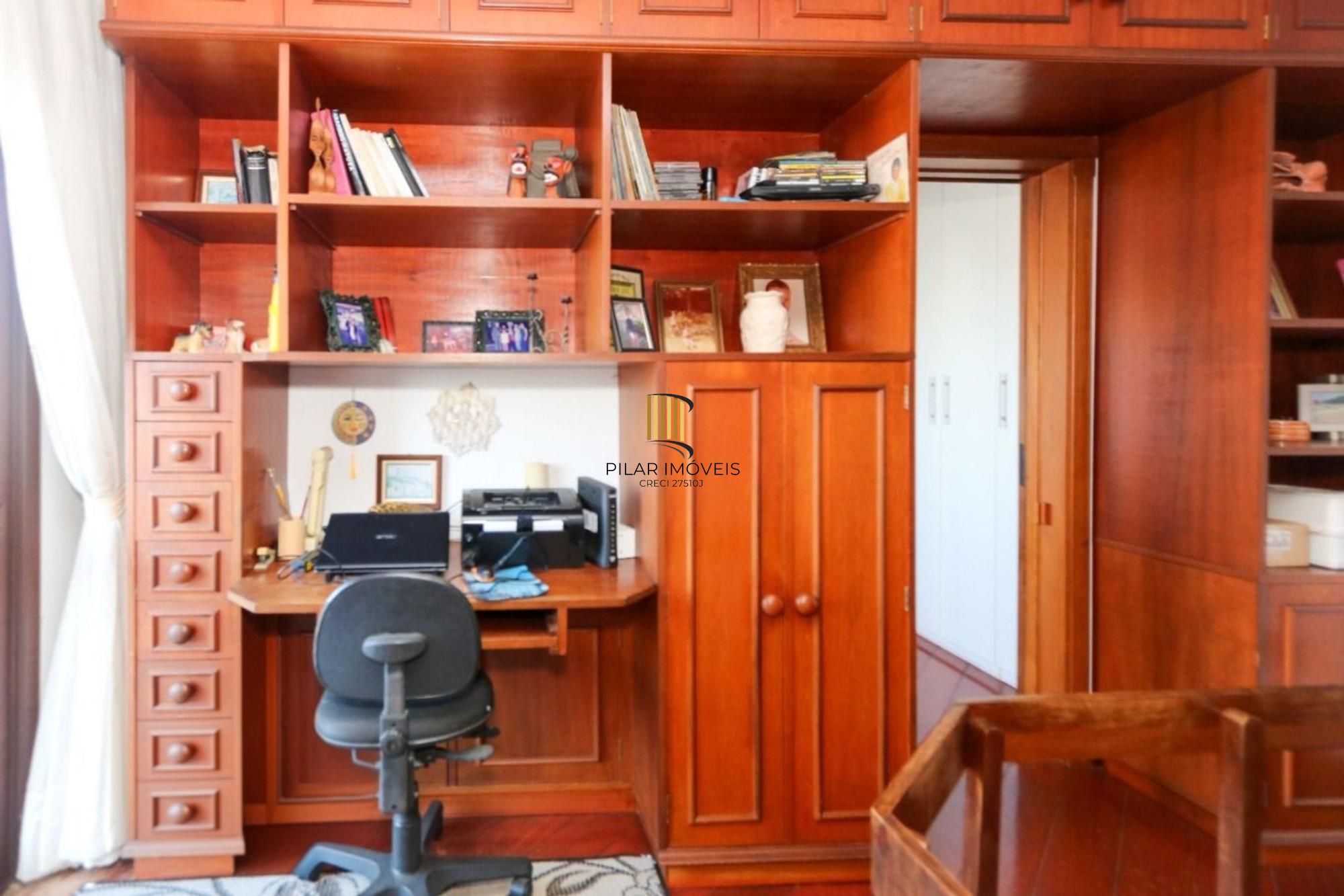 Apartamento 3 quartos, elevador e uma vaga de garagem em Canoas.