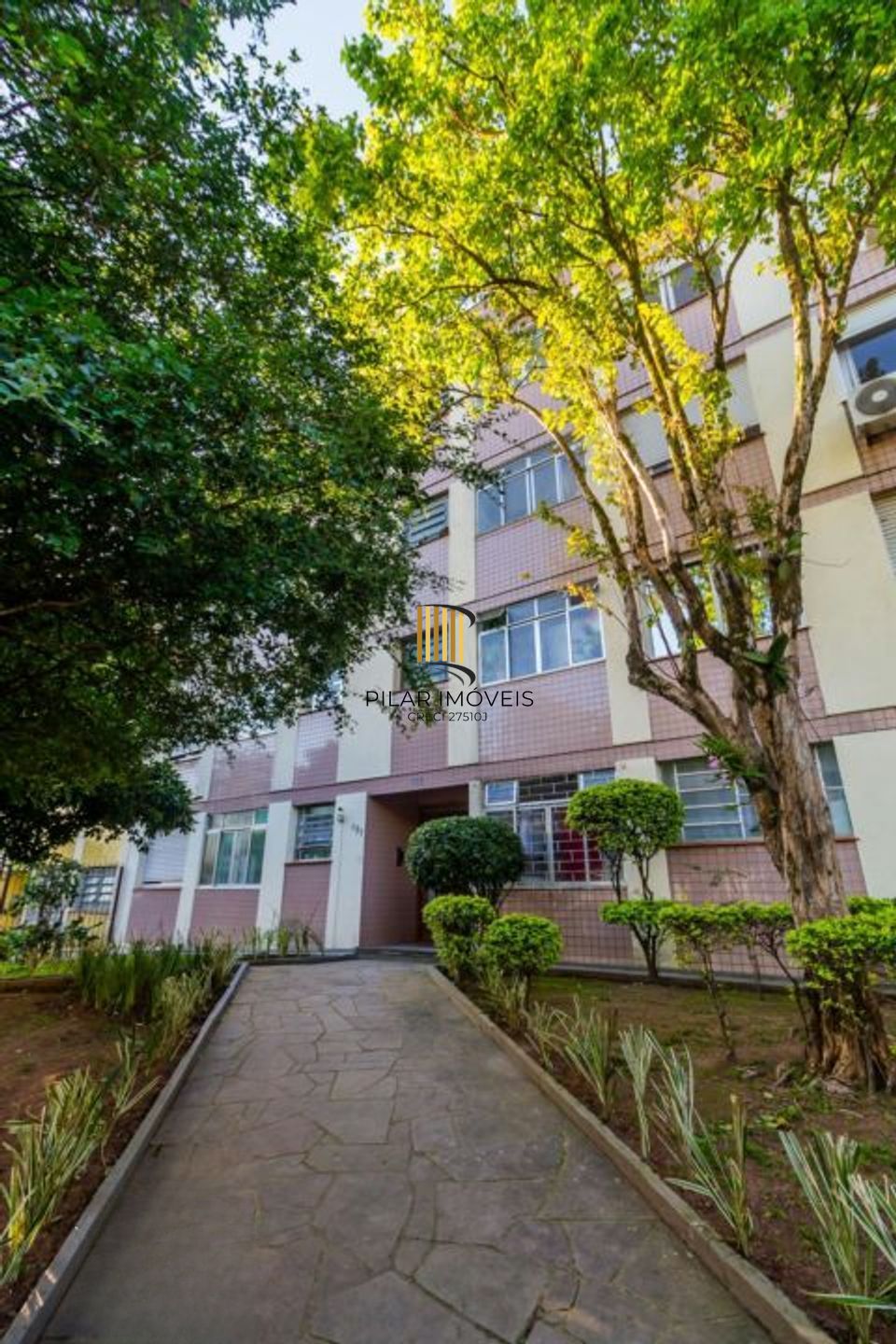 Apartamento à venda com 2 quartos e 1 vaga de garagem no Bairro Vila Ipiranga